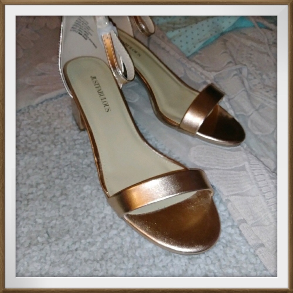 Sanoura Dress Sandals